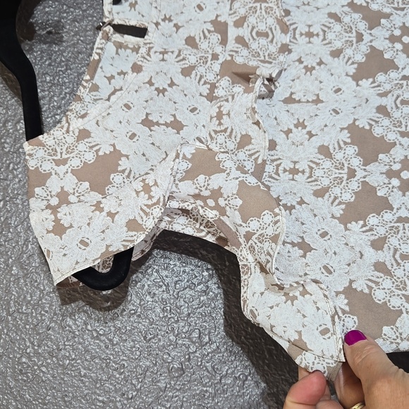 Worthington Sleeveless Top - Picture 2 of 6